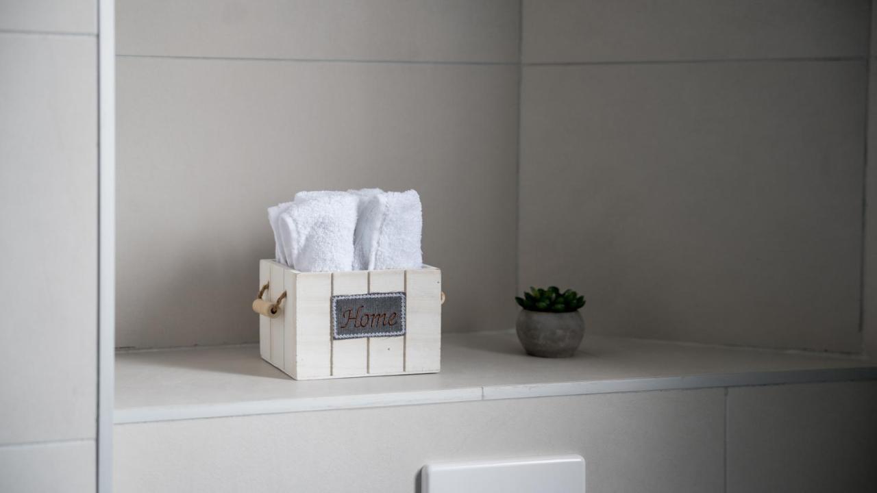 Cozy Apartment, 10 Minutes Walking Distance From The Old Town Kotor Eksteriør billede