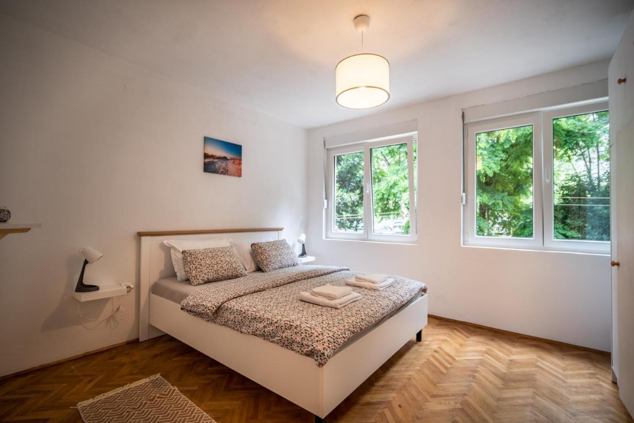 Cozy Apartment, 10 Minutes Walking Distance From The Old Town Kotor Eksteriør billede